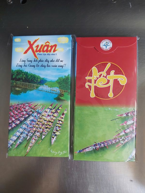 Bao lì xì Làng Sung Tích đua thuyền